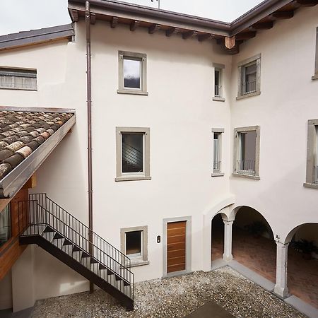 Palazzo Eleonora Bed & Breakfast Monasterolo del Castello Екстериор снимка