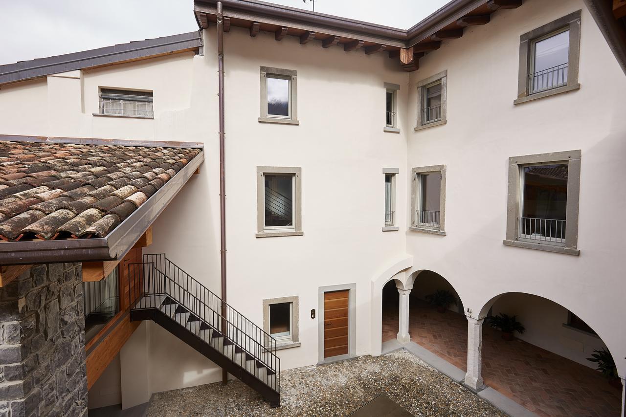 Palazzo Eleonora Bed & Breakfast Monasterolo del Castello Екстериор снимка