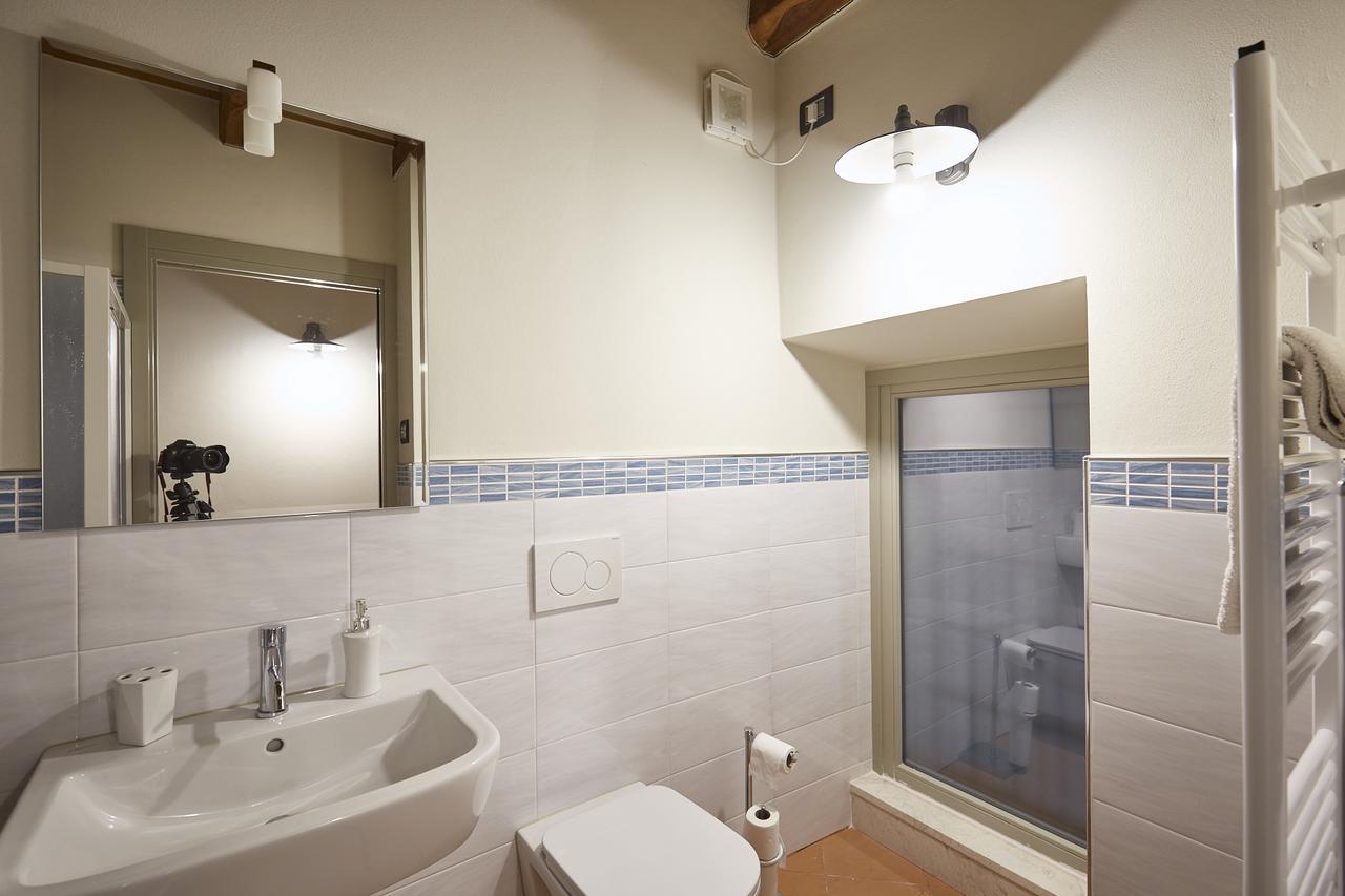 Palazzo Eleonora Bed & Breakfast Monasterolo del Castello Екстериор снимка