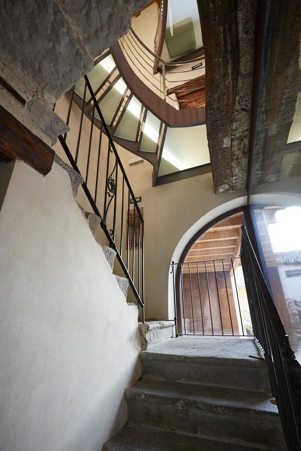Palazzo Eleonora Bed & Breakfast Monasterolo del Castello Екстериор снимка