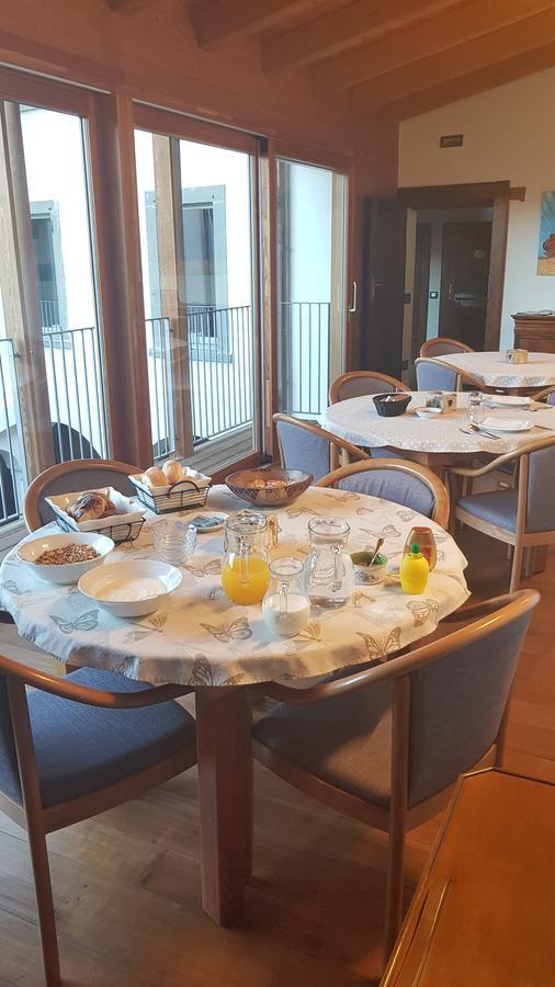 Palazzo Eleonora Bed & Breakfast Monasterolo del Castello Екстериор снимка