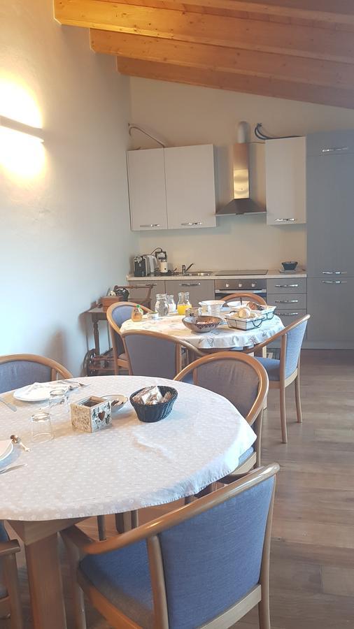 Palazzo Eleonora Bed & Breakfast Monasterolo del Castello Екстериор снимка